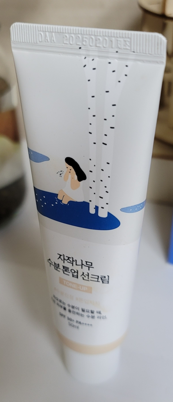 柔恩莱 白桦木防晒霜 [SPF50+/PA++++] common.review image