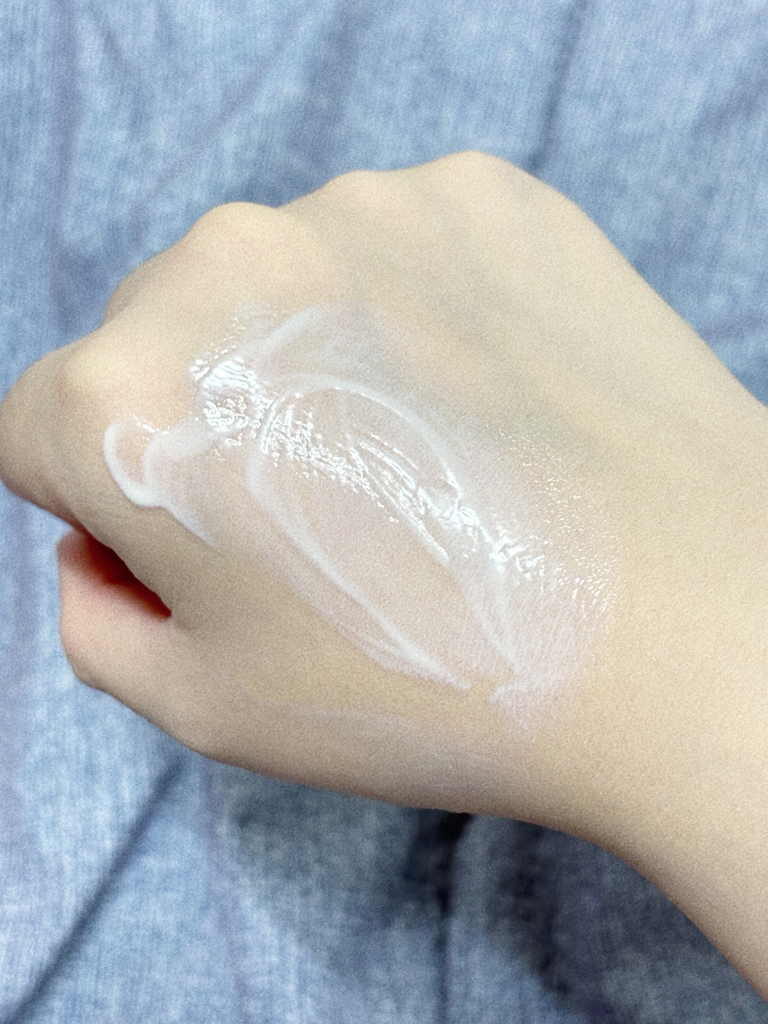 白桦树水分防晒霜 [SPF50+/PA++++]的真实用户使用照片