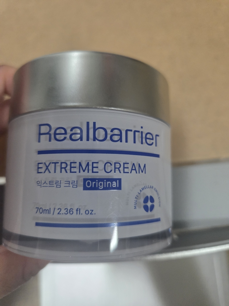 리얼베리어 (RealBarrier) 익스트림 크림 review image