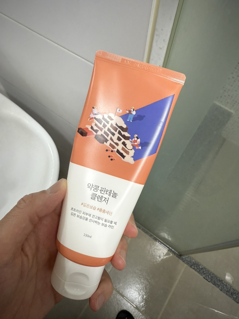 라운드랩 (ROUNDLAB) 약콩 판테놀 클렌저 review image