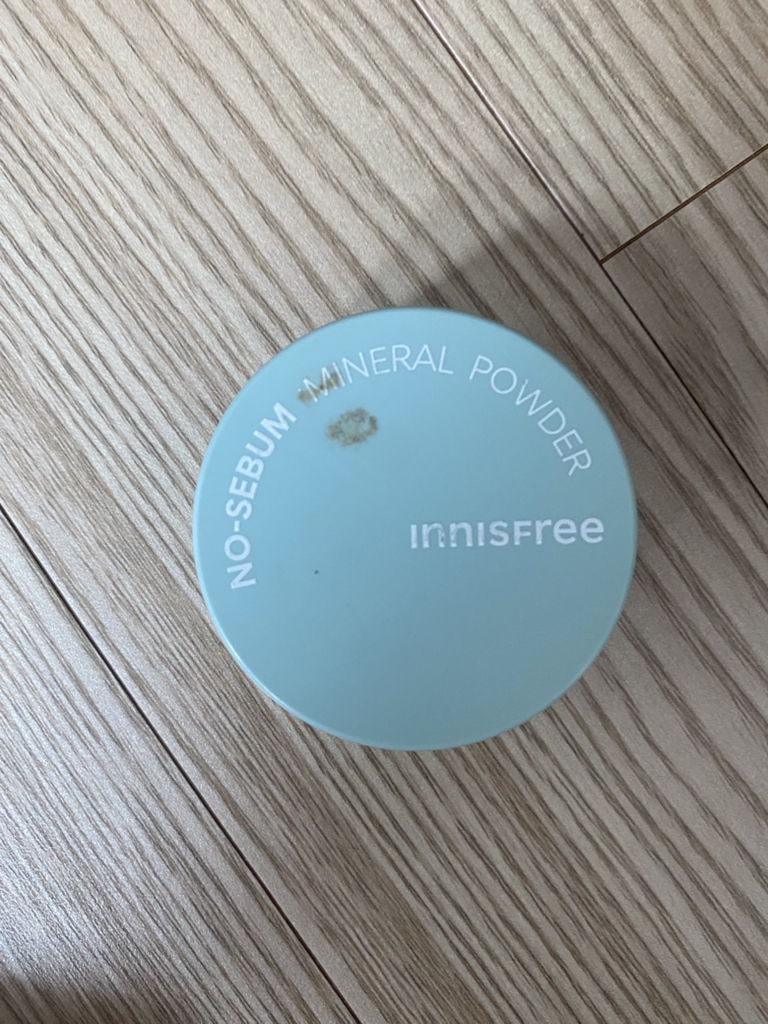 이니스프리 (INNISFREE) (리뉴얼)노세범 미네랄 파우더 review image