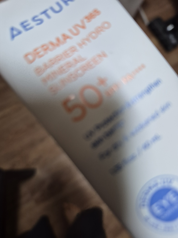 瑷丝特兰 德玛UV365屏障保湿无机防晒霜[SPF50+/PA++++] common.review image