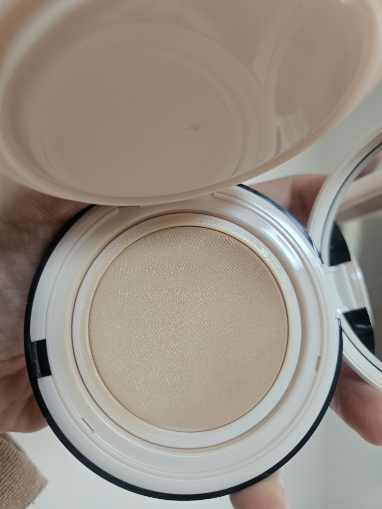 비디비치 (VIDIVICI) 누드 퍼펙션 스킨 핏 쿠션 [SPF50+/PA++++] [21NW] review image