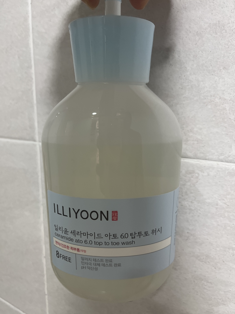일리윤 (ILLIYOON) 세라마이드 아토 6.0 탑투토 워시 review image