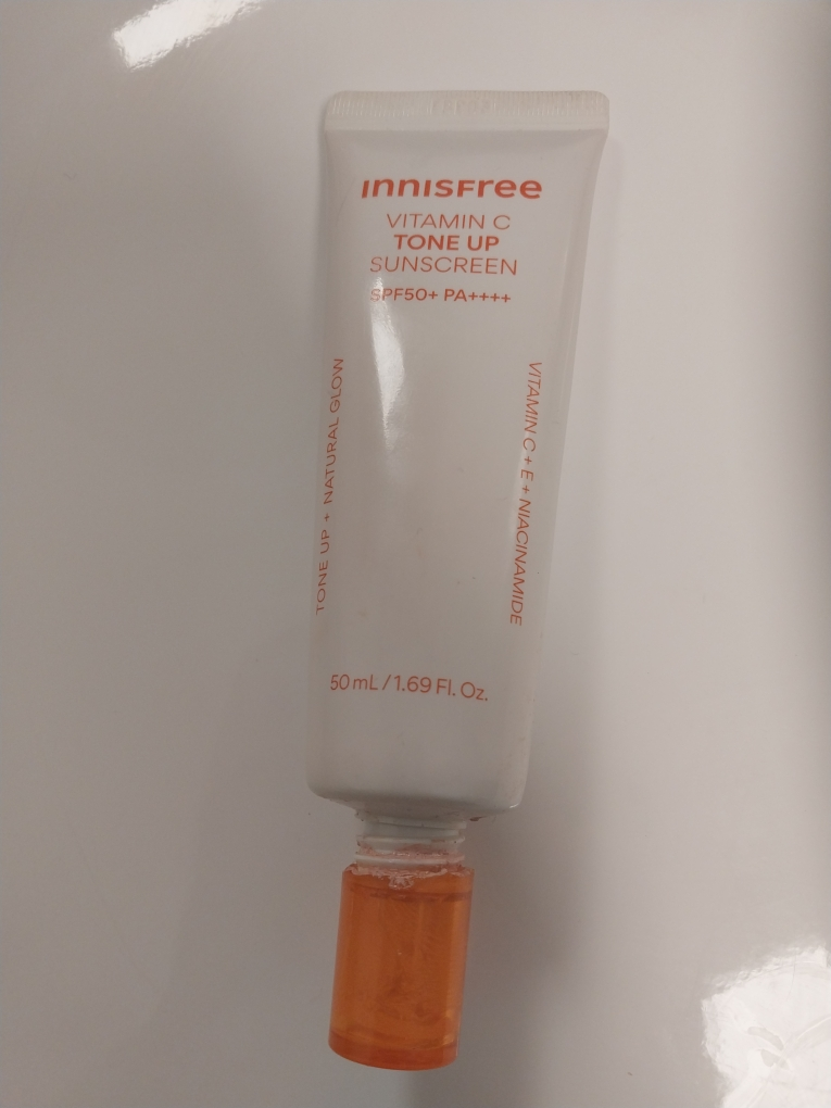 悦诗风吟 维生素 C 美白防晒霜 [SPF50+/PA++++] common.review image