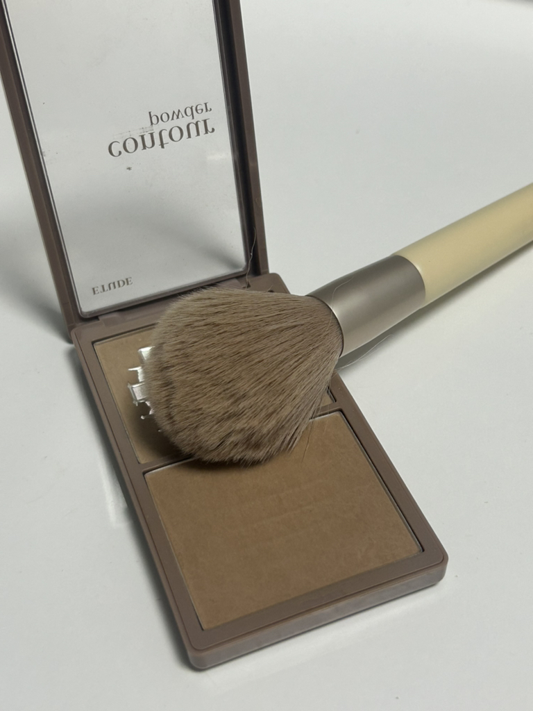 에뛰드 (ETUDE) 그림자 쉐딩 [#01 재창조] review image