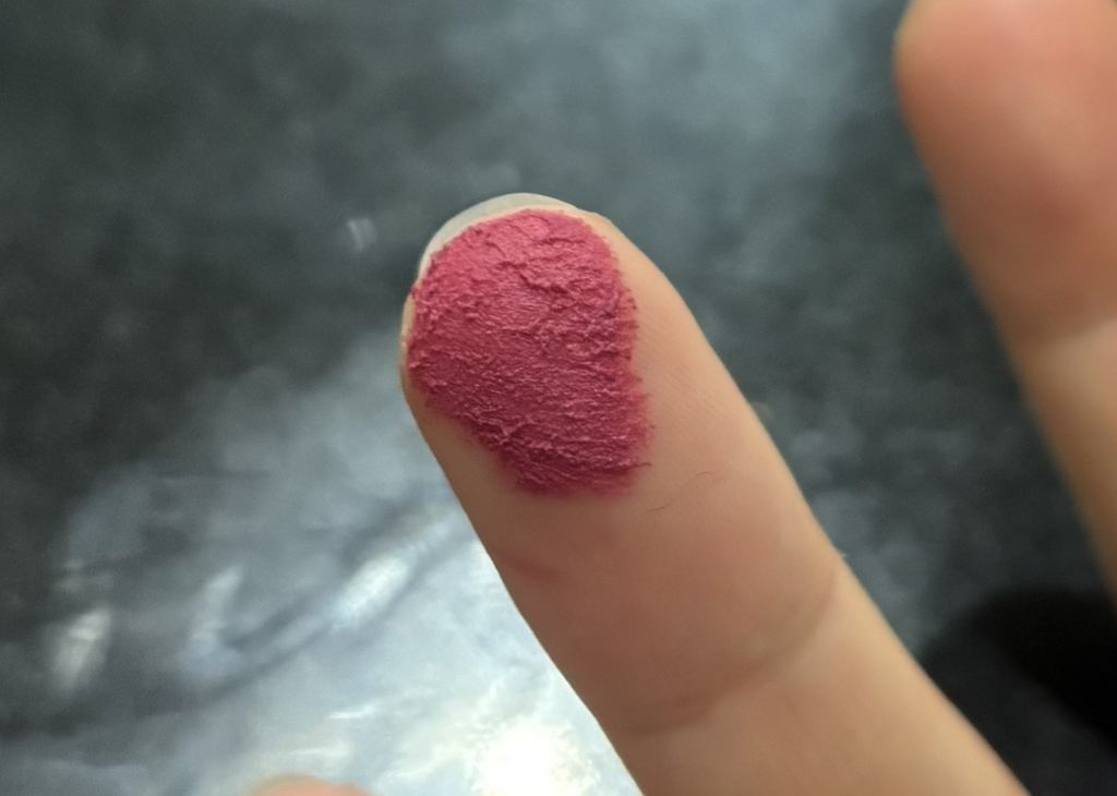 fwee 唇颊模糊布丁罐 [MV03 徽章］ common.review image