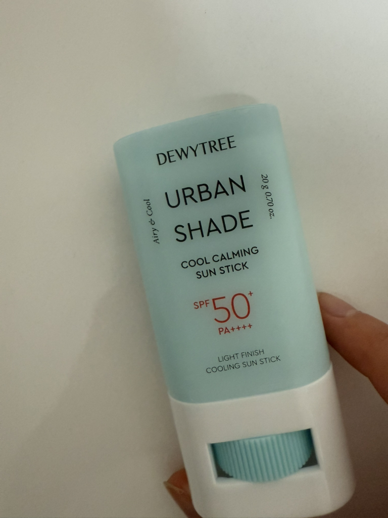 듀이트리 (DEWYTREE) 어반 쉐이드 쿨 카밍 선스틱 [SPF50+/PA++++] review image