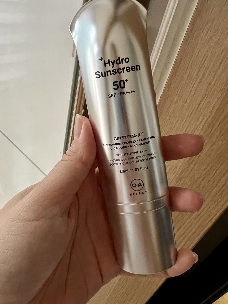 디에이이펙트 (DA EFFECT) 하이드로 선스크린 [SPF50+/PA++++] review image