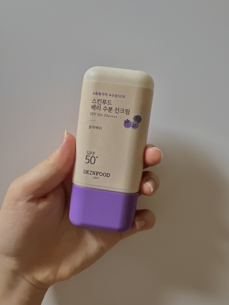 浆果防晒霜 [SPF50+/PA++++] [润肤霜]的真实用户使用照片