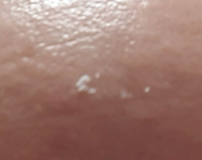 아이레시피 (irecipe) 워터리 터치 에센스 선 밤 [SPF50+/PA++++] review image