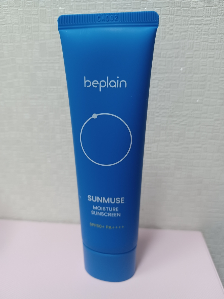 비플레인 (beplain) 선뮤즈 모이스처 선크림 [SPF50+/PA++++] review image