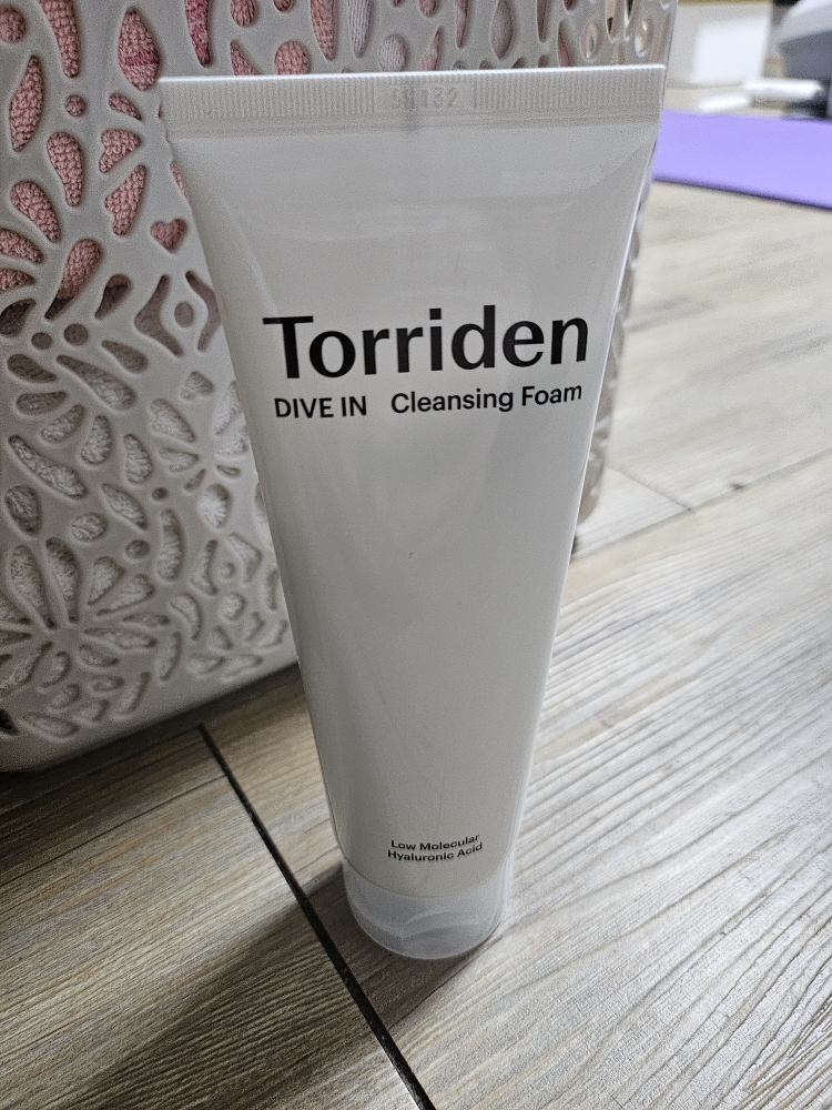 토리든 (Torriden) 다이브인 저분자 히알루론산 클렌징 폼 review image