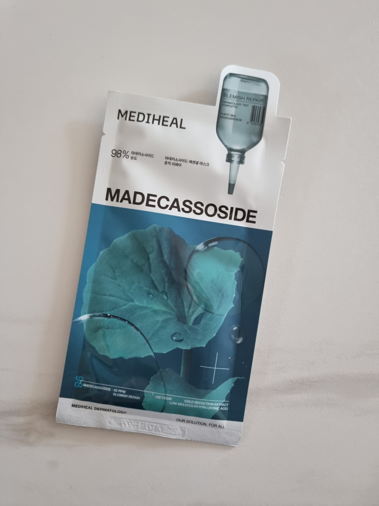 메디힐 (MEDIHEAL) 마데카소사이드 에센셜 마스크 [흔적리페어] review image