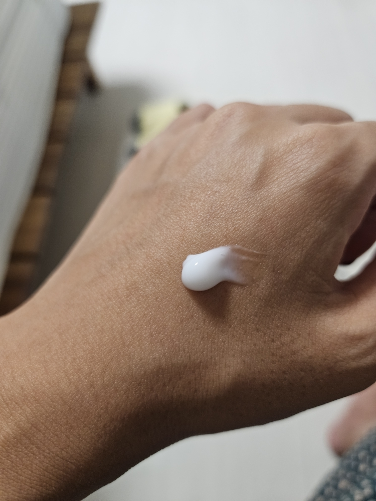 락토덤 (LACTO-DERM) 피부에 유익한 생보습 로션 review image