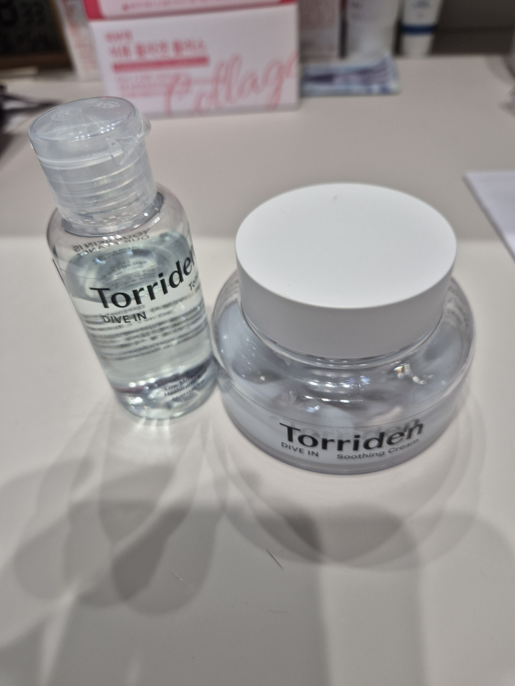 低分子玻尿酸安瓶精华的真实用户使用照片