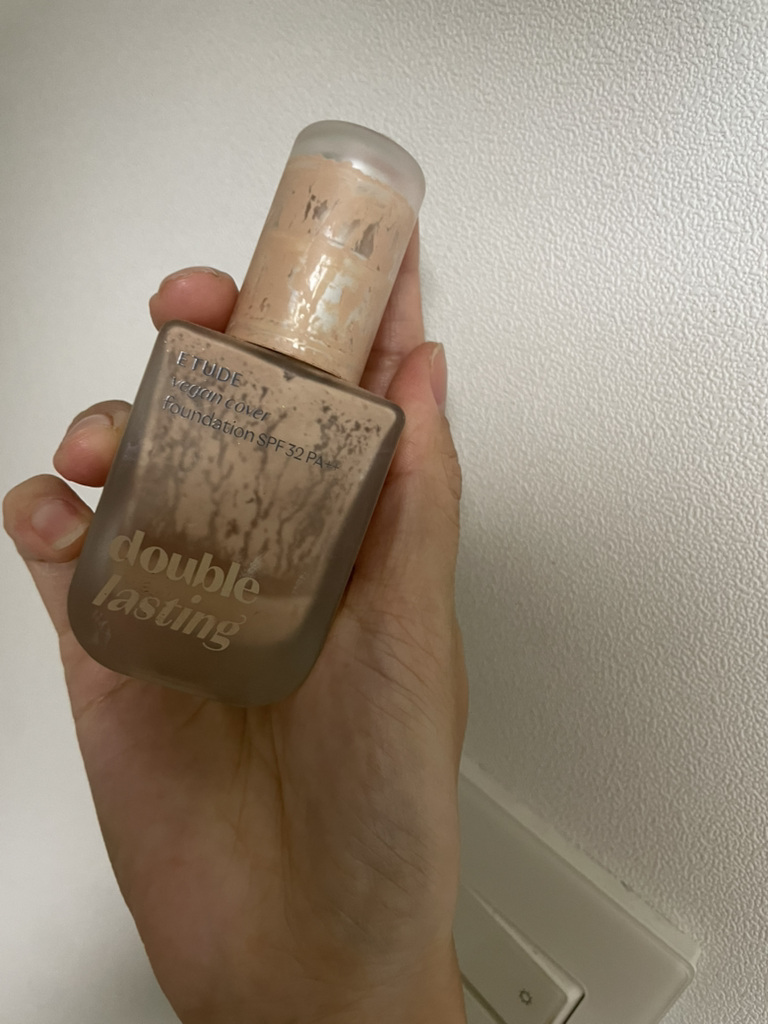 에뛰드 (ETUDE) 더블래스팅 비건 커버 파운데이션 [SPF32/PA++] [21N1 뉴트럴베이지] review image