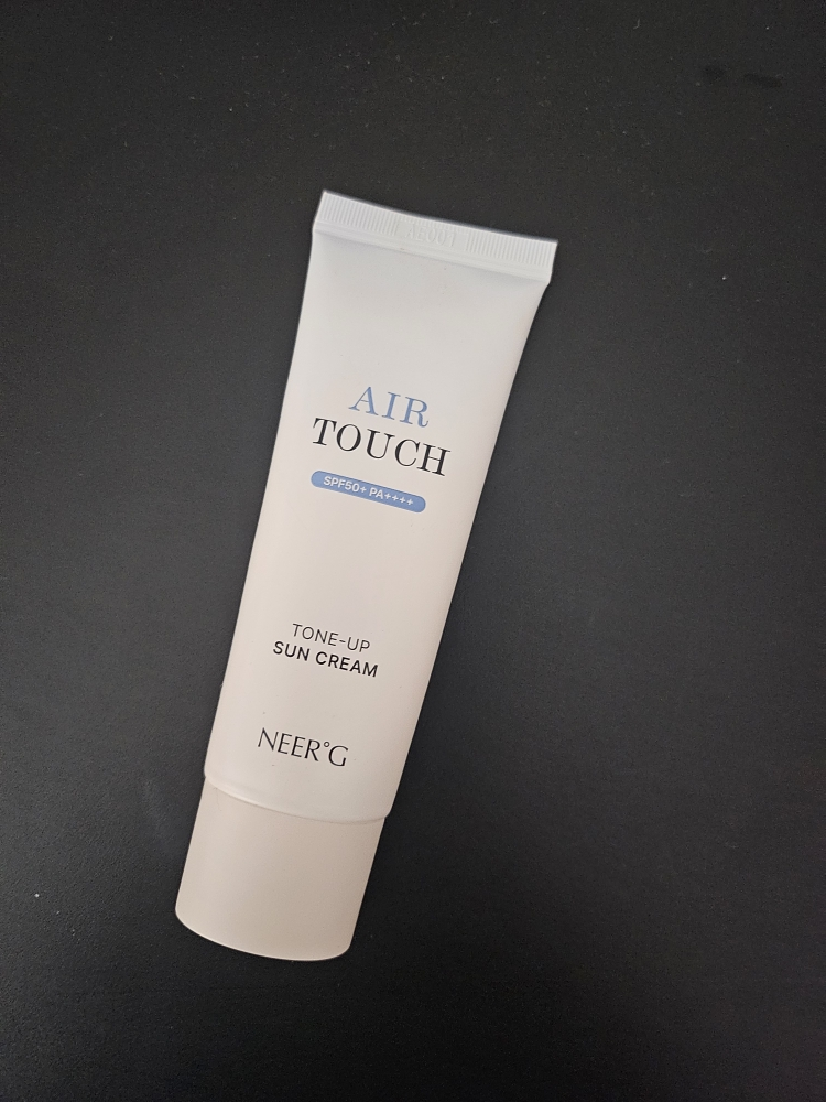 니얼지 (NEER'G) 에어터치 톤업선크림 [SPF50+/PA++++] review image