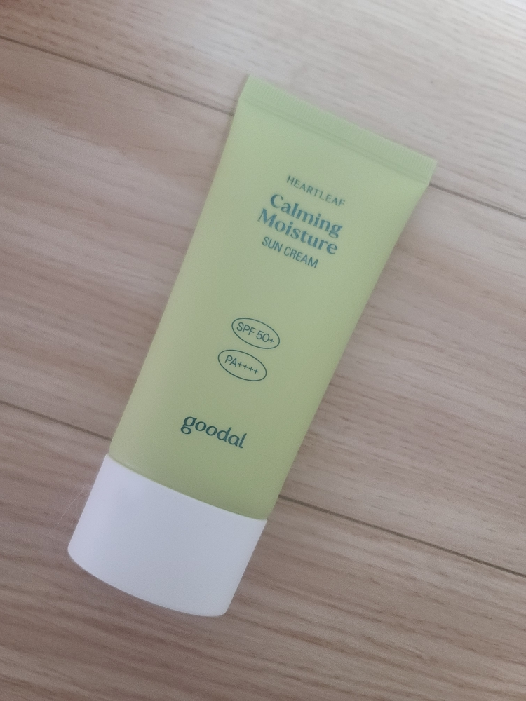 구달 (goodal) 맑은 어성초 진정 수분 선크림 [SPF50+/PA++++] review image