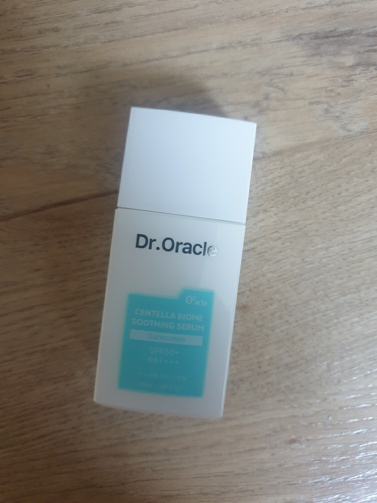 积雪草生物群落舒缓防晒精华液 [SPF50+/PA++++]的真实用户使用照片