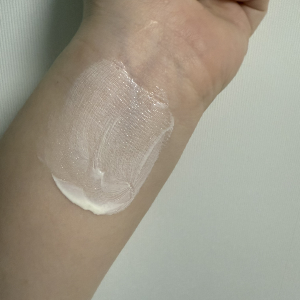 素食救济无车防晒霜 [SPF50+/PA++++]的真实用户使用照片