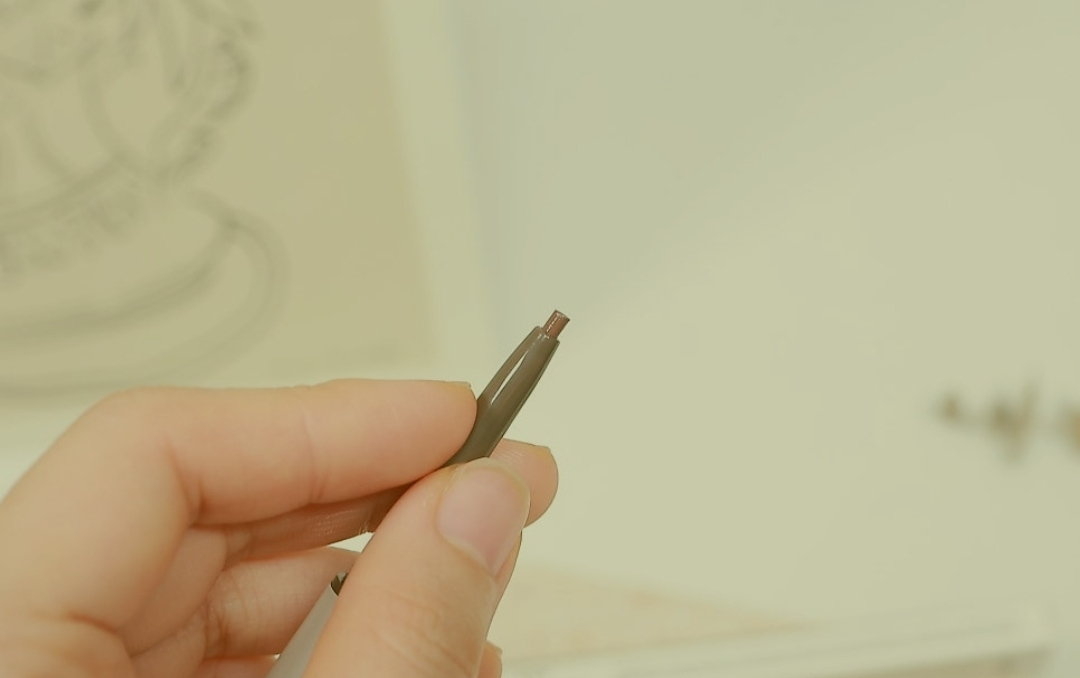 이니스프리 (INNISFREE) 납작 아이브로우 펜슬 [3 꿈꾸는새벽녘그레이] review image