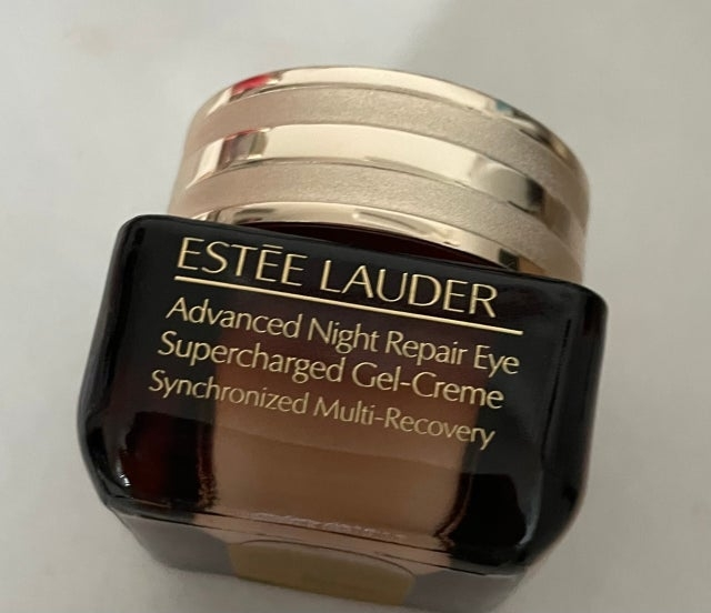 에스티로더 (ESTEELAUDER) 어드밴스드 나이트 리페어 갈색병 아이 젤 크림 review image