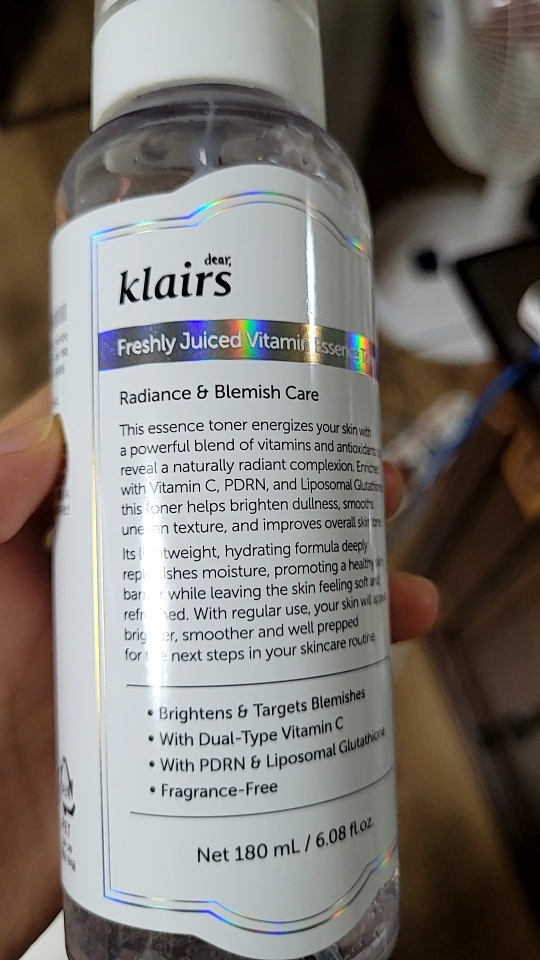 디어클레어스 (dearKlairs) 프레쉴리 쥬스드 비타민 잡티 토너 review image