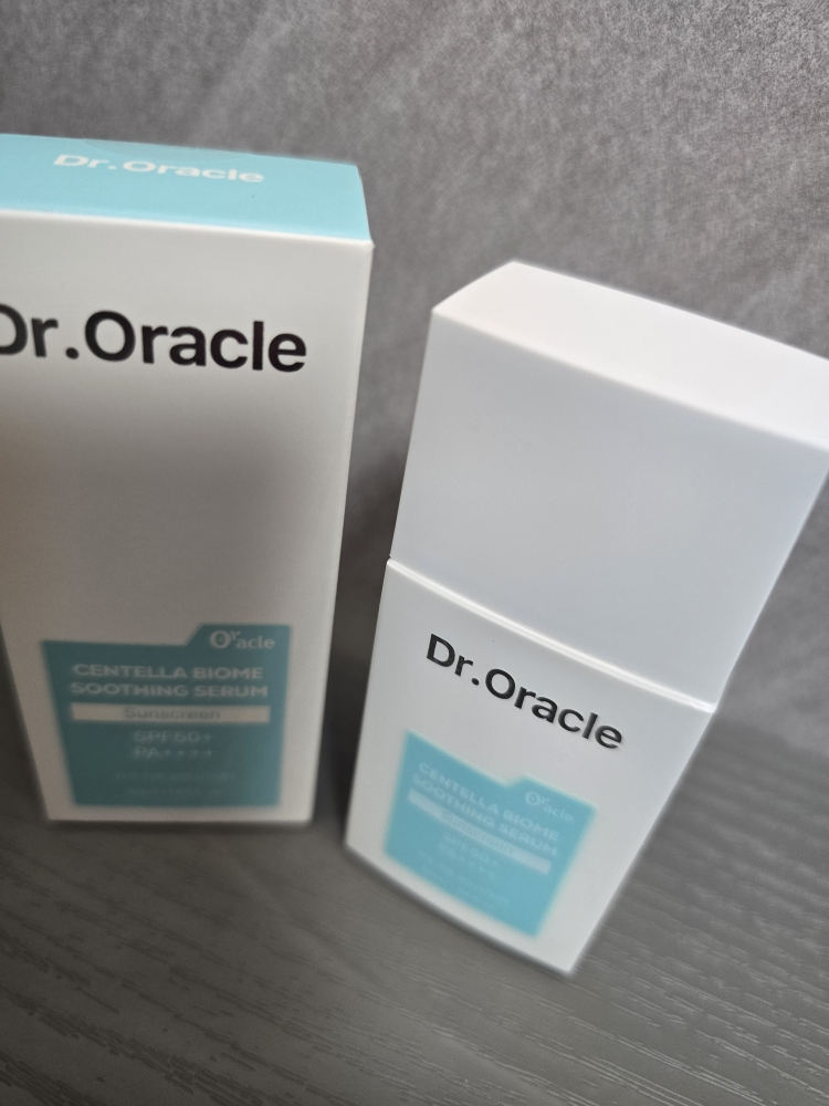 积雪草生物群落舒缓防晒精华液 [SPF50+/PA++++]的真实用户使用照片