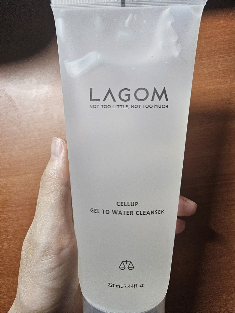 水凝洁面乳的真实用户使用照片