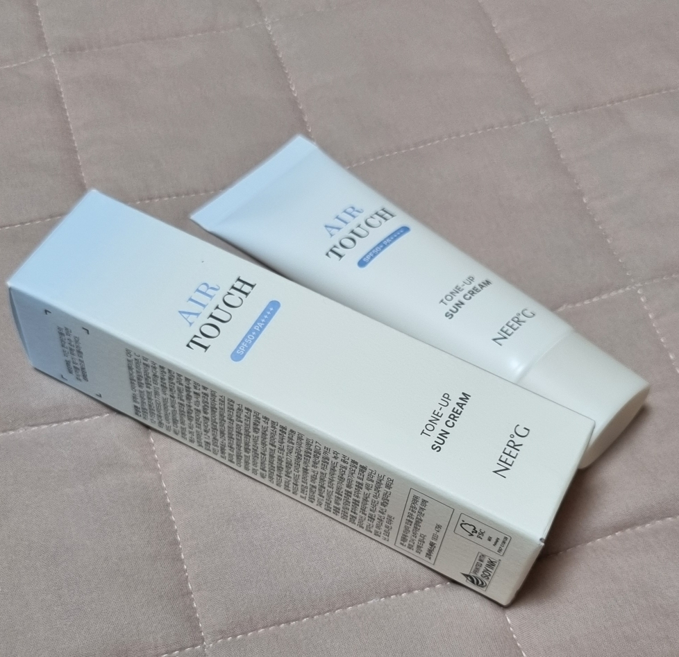 空气触感亮肤隔离霜 [SPF50+/PA++++]的真实用户使用照片