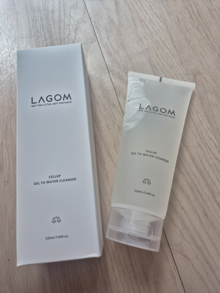 水凝洁面乳的真实用户使用照片