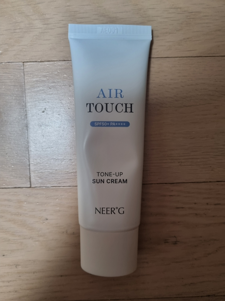 空气触感亮肤隔离霜 [SPF50+/PA++++]的真实用户使用照片