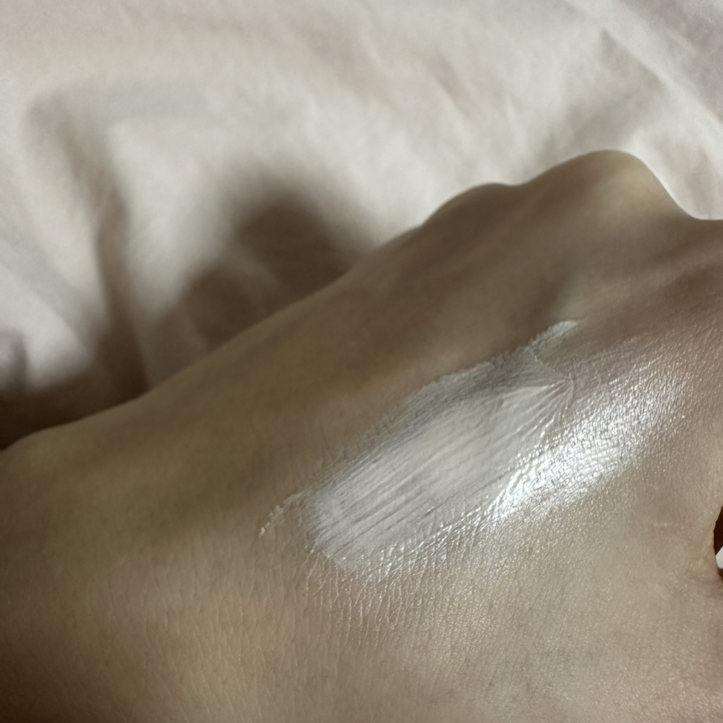 空气触感亮肤隔离霜 [SPF50+/PA++++]的真实用户使用照片