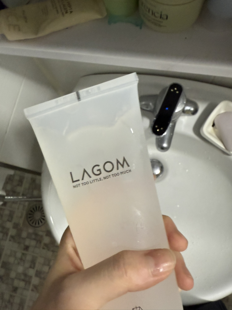 水凝洁面乳的真实用户使用照片