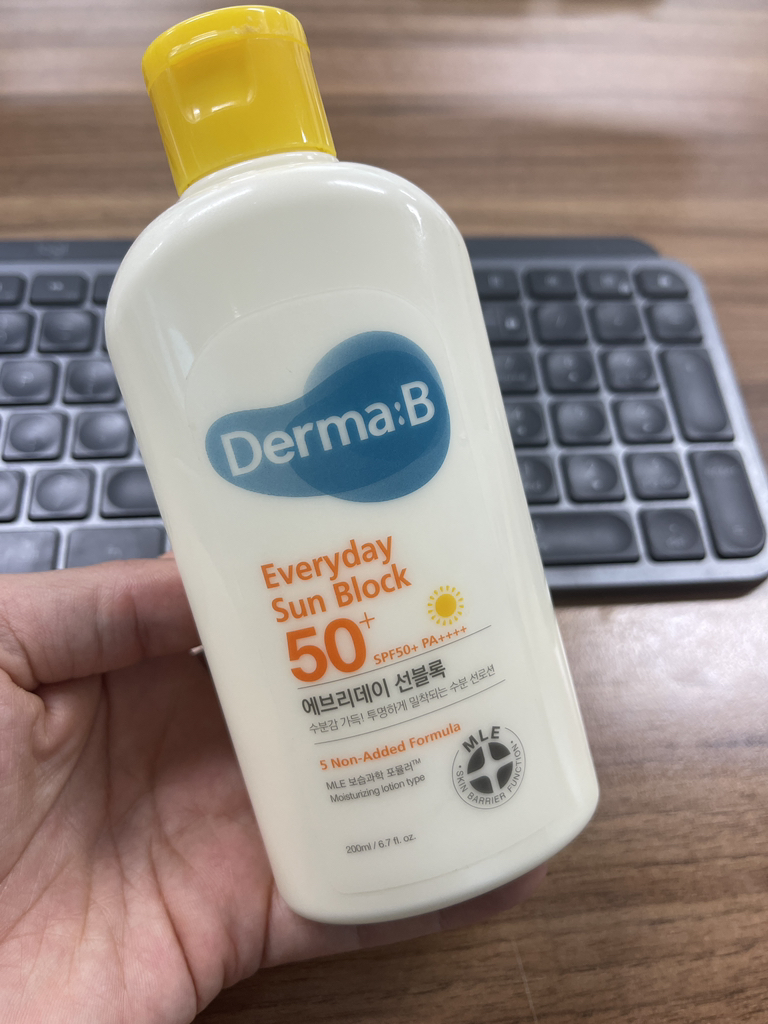 더마비 (Derma:B) 에브리데이 선블록 [SPF50+/PA++++] review image