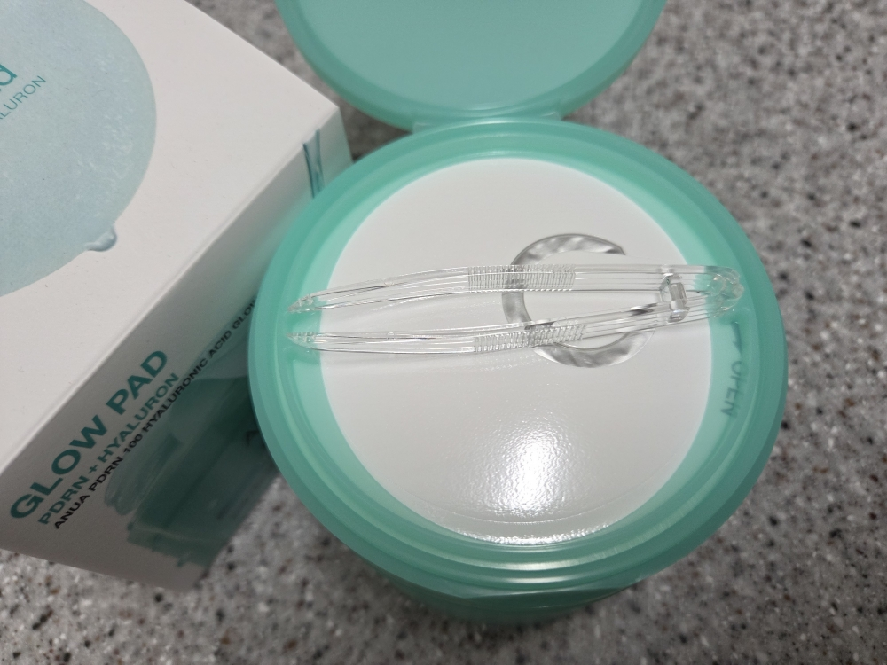 아누아 (Anua) PDRN 100 히알루론산 글로우 패드 review image