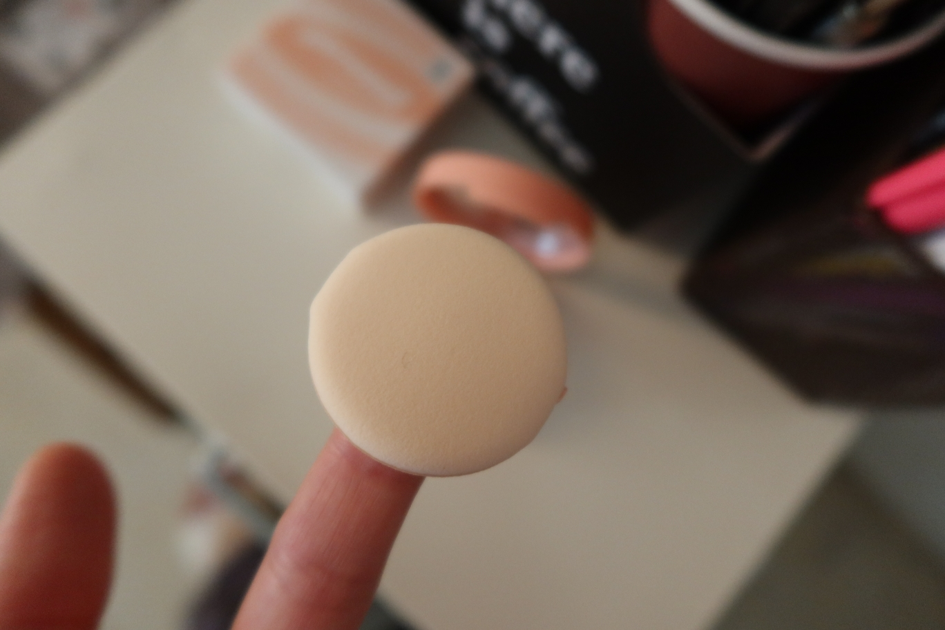 입큰& (IPKN&) 퍼스널 톤 쿠션 블러셔 [누드베어] review image