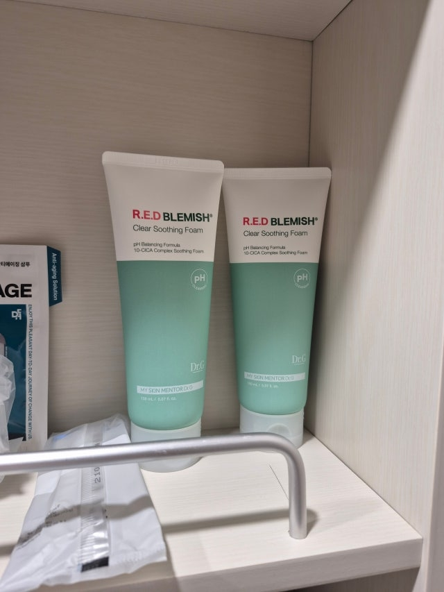 蒂迩肌 弱酸性红色暗疮透明舒缓泡沫 common.review image