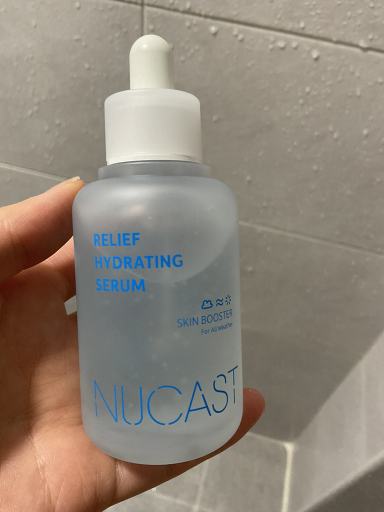 舒缓保湿精华液的真实用户使用照片