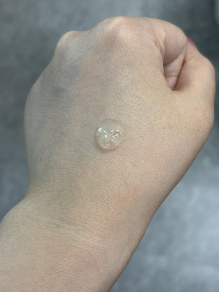 舒缓保湿精华液的真实用户使用照片