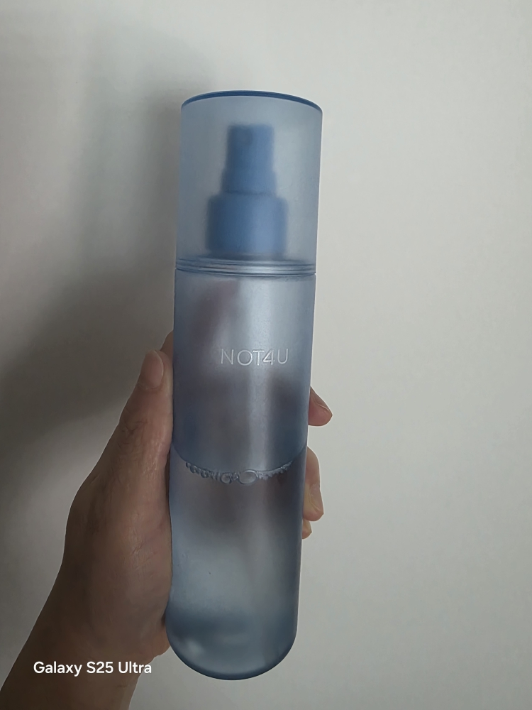 透明身体喷雾的真实用户使用照片