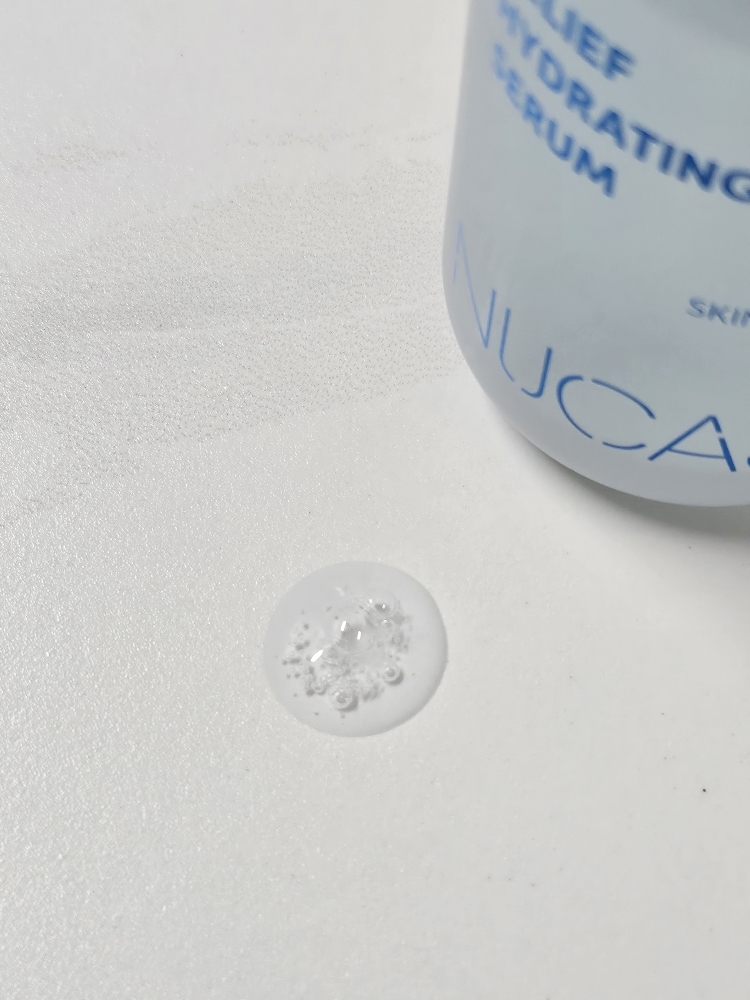 舒缓保湿精华液的真实用户使用照片