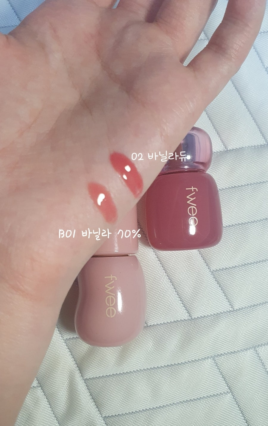 퓌 (fwee) 3D 볼류밍 틴트 [02 바닐라듀] review image