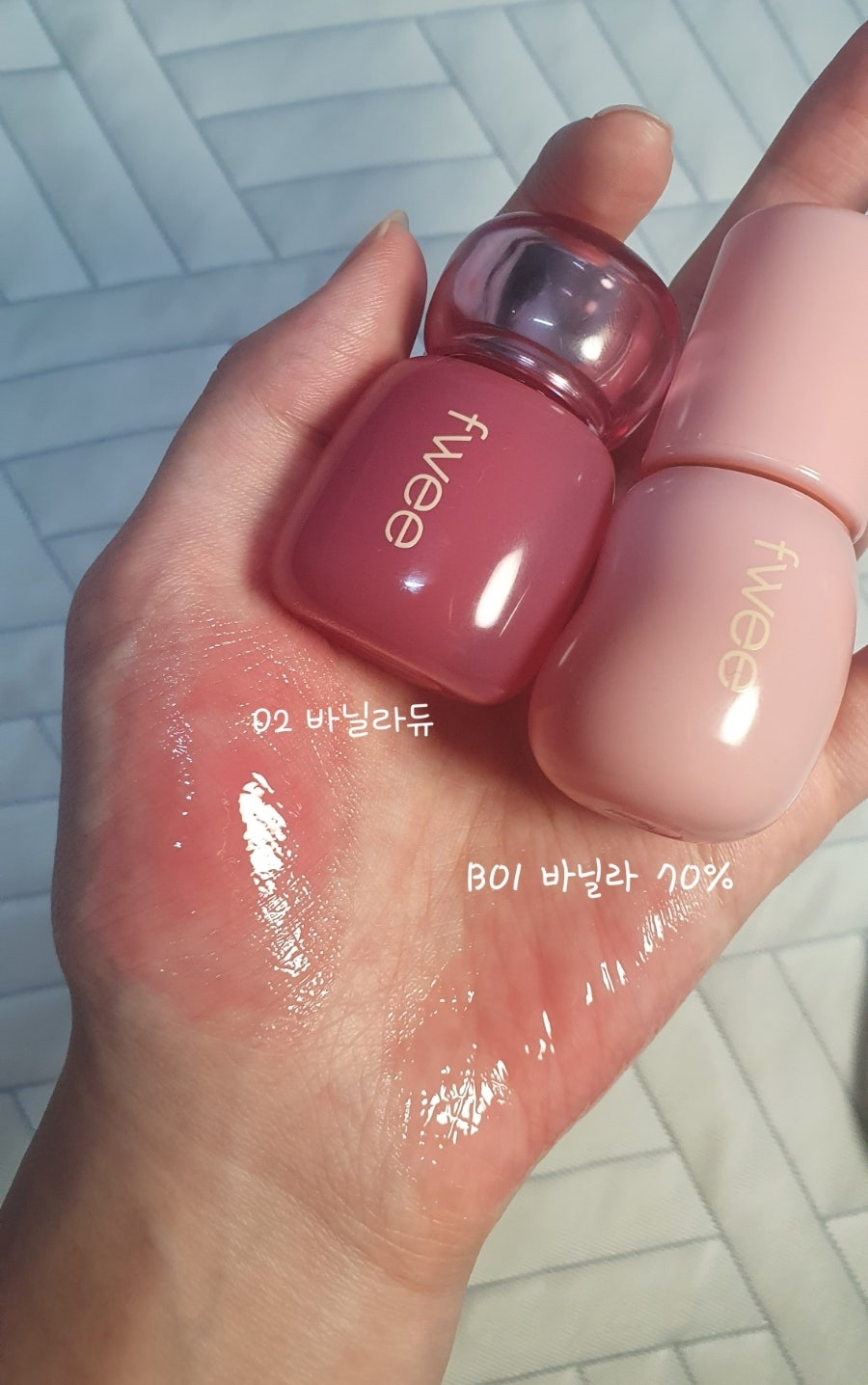 퓌 (fwee) 3D 볼류밍 틴트 [02 바닐라듀] review image