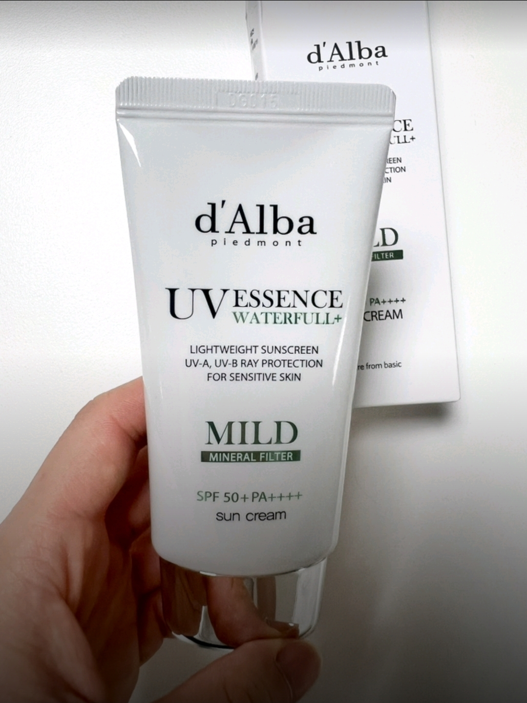 泳池防晒霜 [SPF50+/PA++++] [淡味]的真实用户使用照片