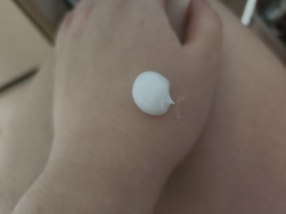 神经酰胺雾化乳液的真实用户使用照片