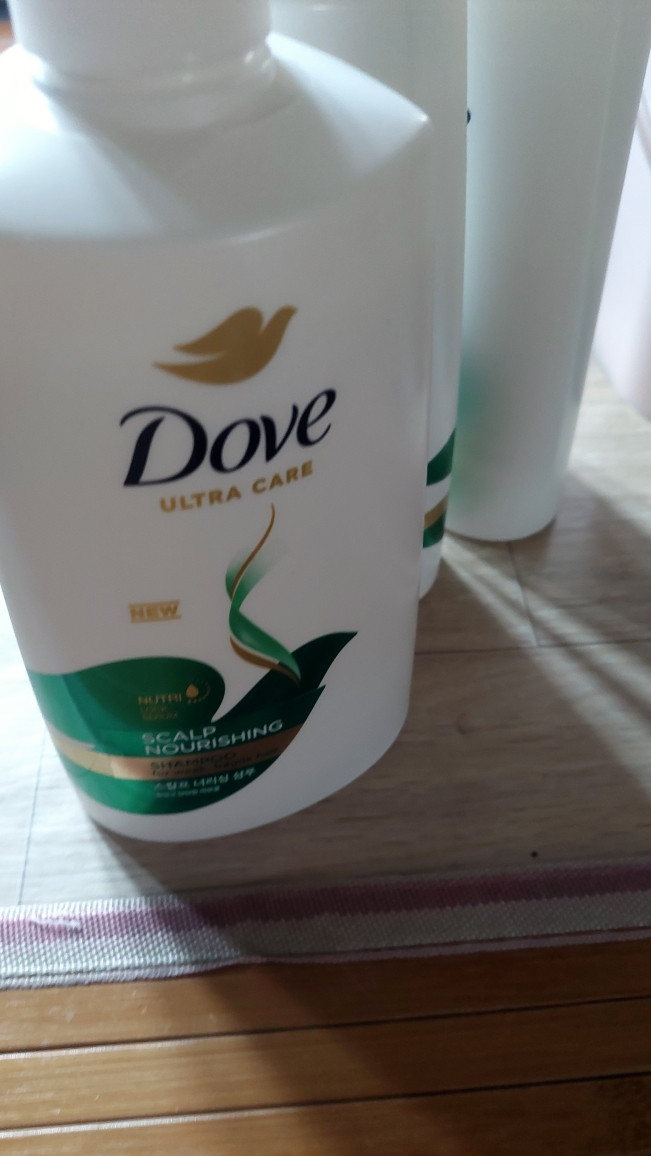 도브 (Dove) 스칼프 너리싱 샴푸 review image