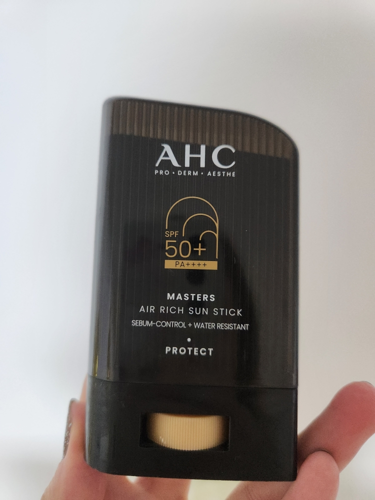 AHC (에이에이치씨) 마스터즈 에어 리치 선스틱 [SPF50+/PA++++] review image