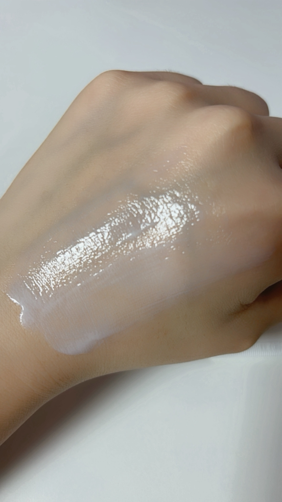 理肤天使 马达加斯加圣特拉玻尿酸水润防晒精华液 [SPF50+/PA++++] common.review image